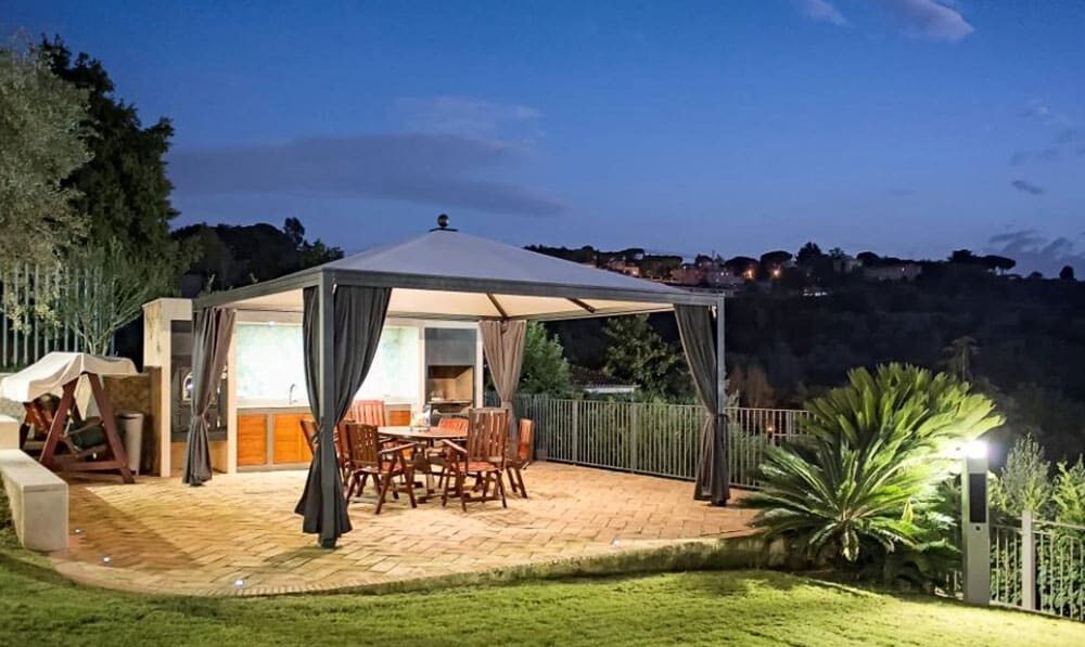 gazebo-in-metallo-per-terrazzino-esterno