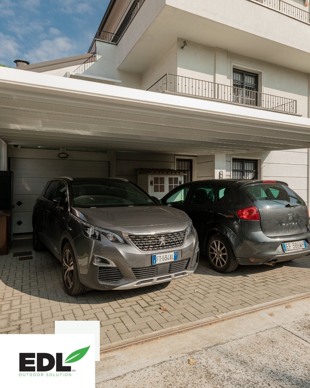l'immagine descrive già quello di cui si andrà a parlare nell'articolo, ovvero dei carport